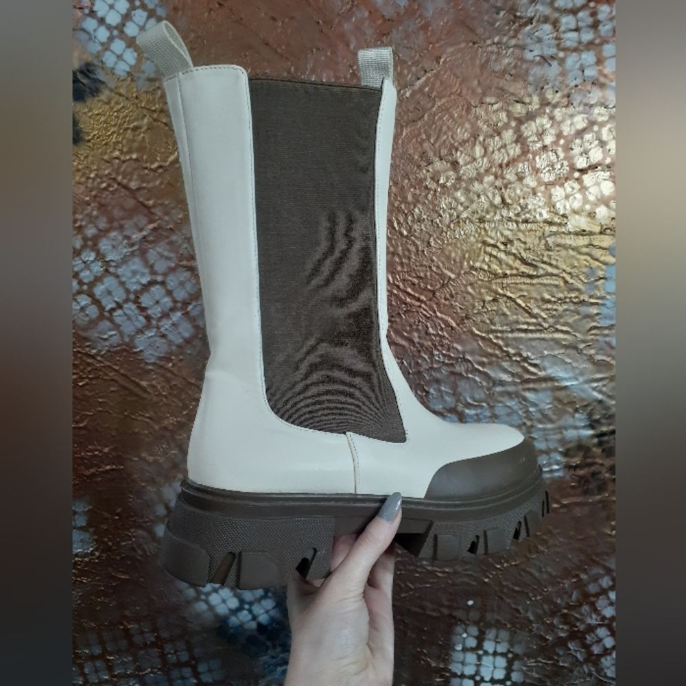 NWT Public Desire Lug Sole Boots - Picture 12 of 16